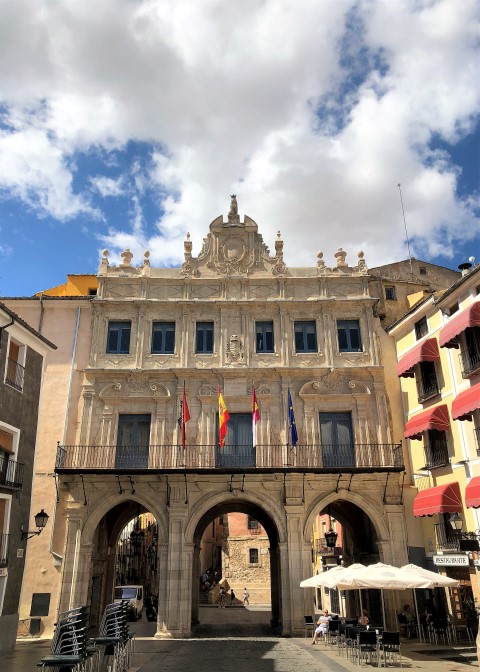 Restauración de las fachadas del Ayuntamiento de Cuenca.