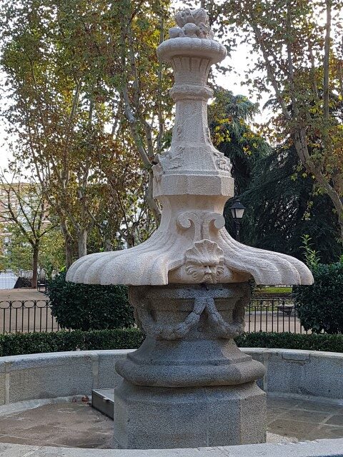 Restauración de la Fuente de la Serena. Parque Eva Perón. Madrid
